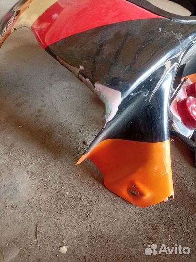 Пластик от Honda 400rr