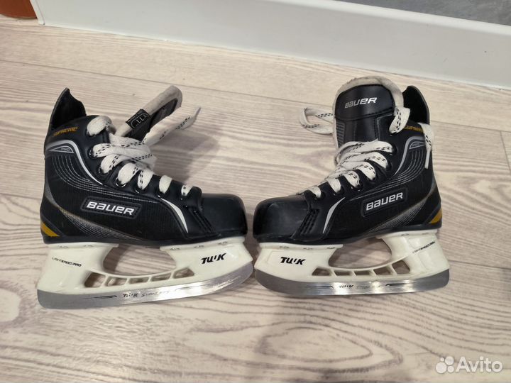 Хоккейные коньки bauer детские