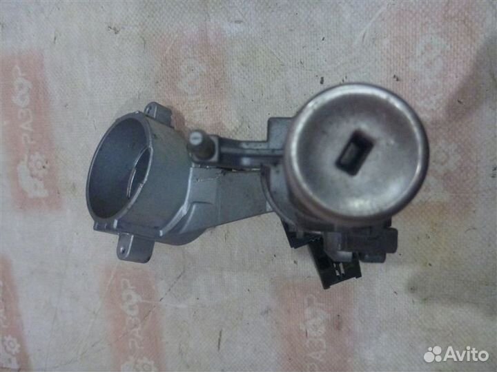 Замок зажигания Chevrolet Cruze J305 F16D3 2012