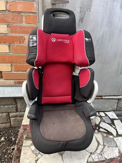 Продаю бу автокресло Concord lift core