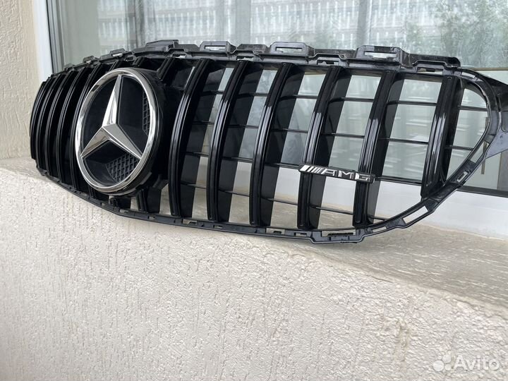 Решетка радиатора на mercedes