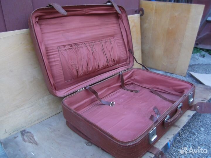 Чемоданы советские из натур.кожи