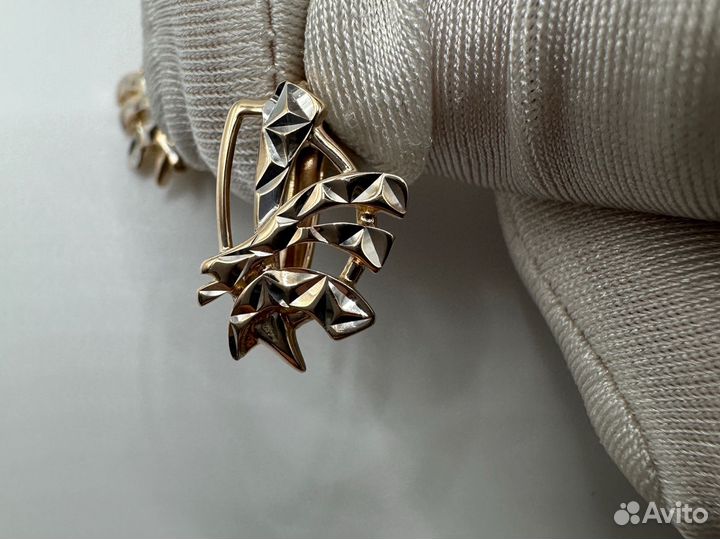 Золотые серьги