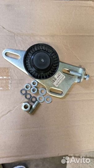 Натяжитель приводного ремня нива 2123