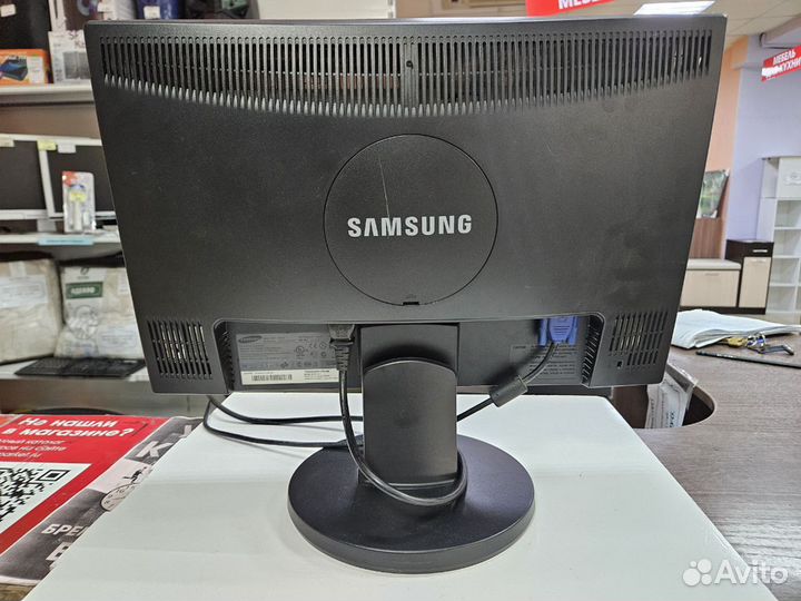 Монитор Samsung SyncMaster 2043 NW