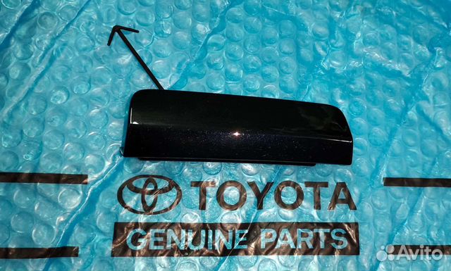 Заглушка крюка рав 4 -5 правая черный металлик NEW