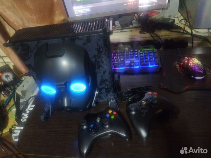 Xbox 360 slim фрибут,320Gb,2дж +корпус