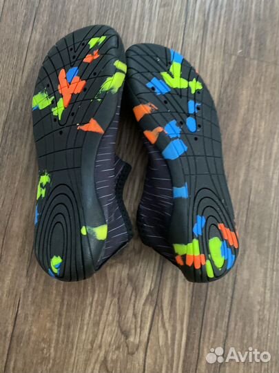 Аквашузы, тапочки для пляжа