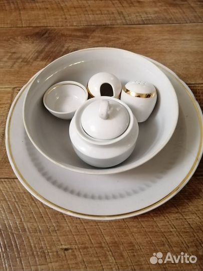 Столовый сервиз