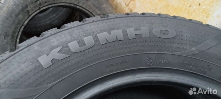 Kumho I'Zen RV Stud KC16 255/55 R18 109T