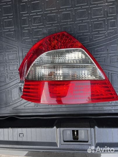 Фонарь плафон задний левый