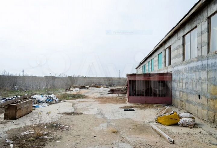 Здание, 613 м²