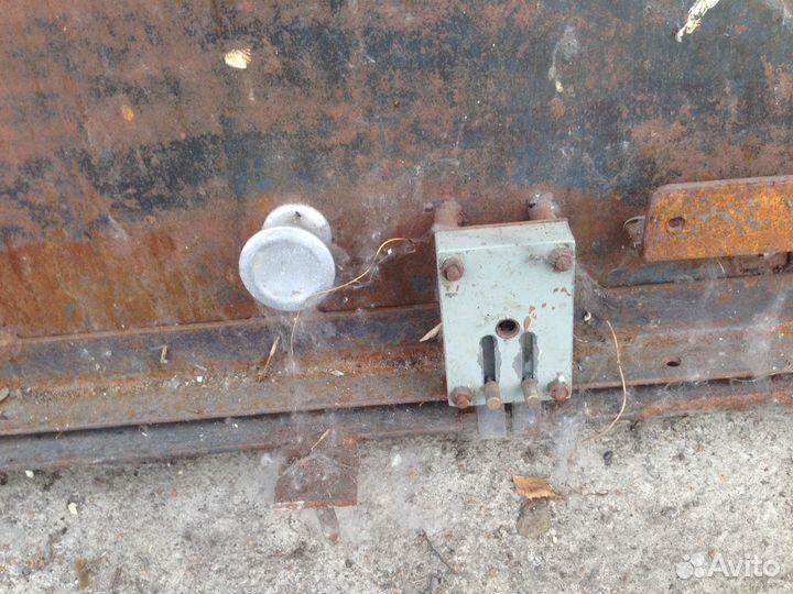 Продам Дверь