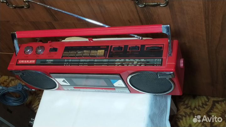 Кассетный магнитофон National FM-15