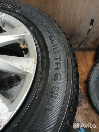 Nokian Tyres Hakkapeliitta 8 SUV 225/65 R17 106T