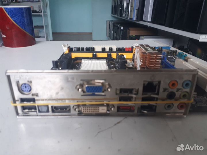 Материнская плата Asus M2N68-VM (AM2+)