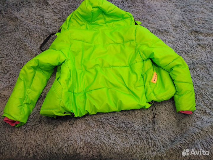 Куртка для девочки 156 см