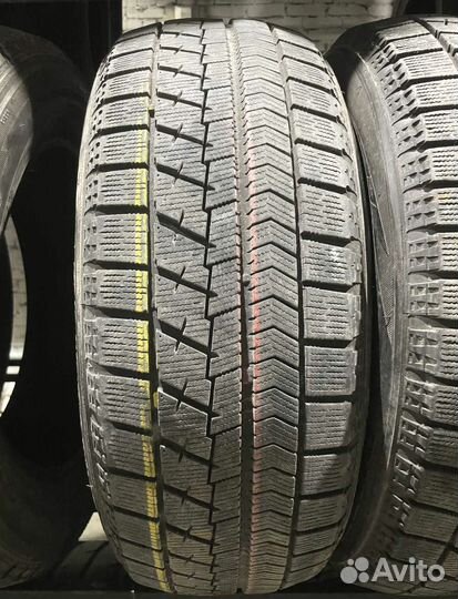 Bridgestone Blizzak Revo GZ 205/60 R16 89P