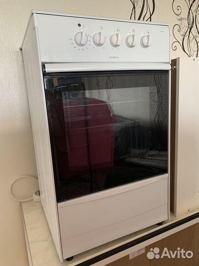 Плита электрическая стеклокерамика бу Дарина