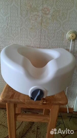 Инвалидное кресло с туалетом