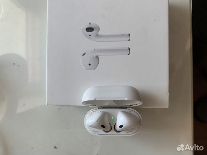 Apple airpods 2