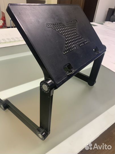 Столик для ноутбука