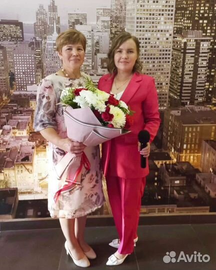 Ведущая, тамада