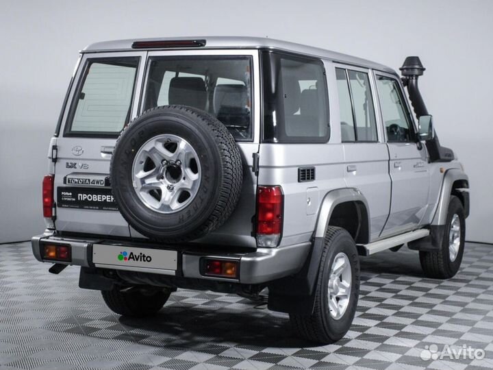 Toyota Land Cruiser 4.5 МТ, 2022, 417 км