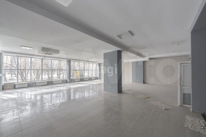 Сдам торговое помещение, 120 м²