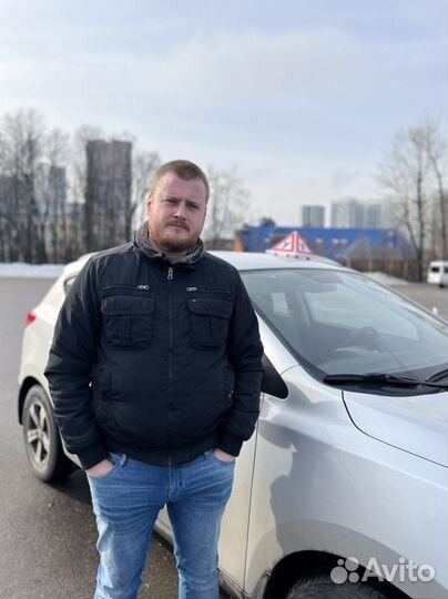 Инструктор по вождению