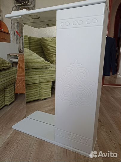 Шкаф с подсветкой