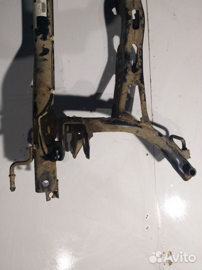 Балка задняя подрамник VW golf V