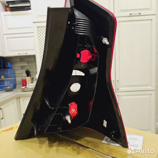 Фонарь задний рено сандеро