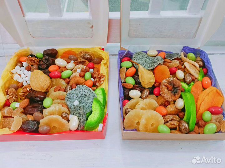 Подарочные наборы сухофрукты орехи