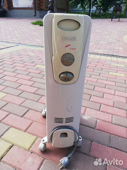Масляный обогреватель Delonghi Dragon Two