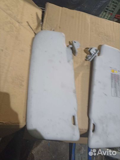 Солнцезащитный козырек от Ниссан Кашкай J10