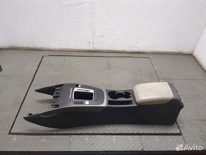 Консоль салона Audi A5 (8T), 2008