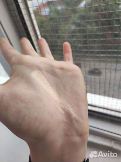 Хайлайтер для лица beauty bomb