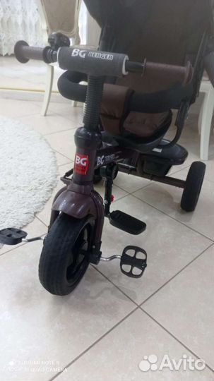 Детский трехколесный велосипед коляска с ручкой