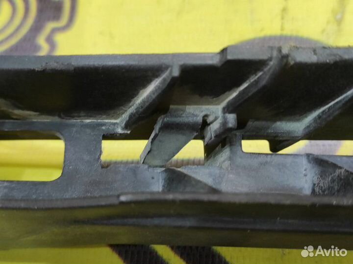 Крепление бампера переднее левое Bmw X5 E70