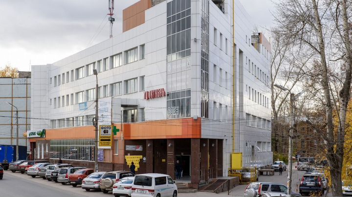 Здание, 5213 м²