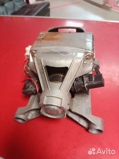 Двигатель Indesit MCA 52 64-148 AD б/у