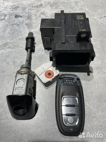Замок зажигания комплект личинок Audi A5