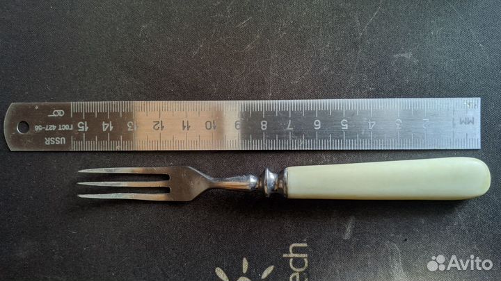 Маленькие десертные вилочки СССР