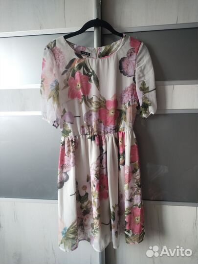 Платье женское