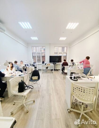 Курсы Мастер Маникюра госдиплом и трудоустройство