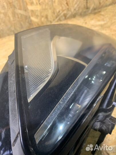 Фара передняя левая Audi Q5 8R 2008-2012