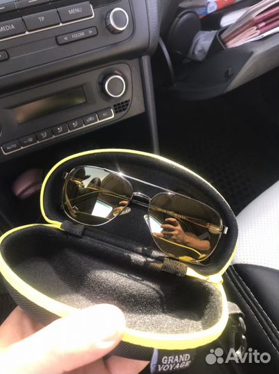 Солнцезащитные очки Grand Voyage