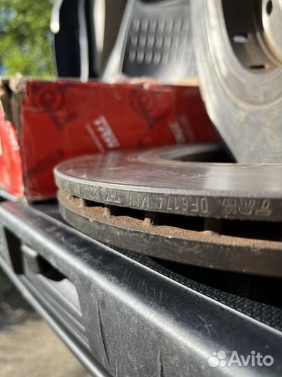 Диск тормозной передний Mitsubishi/Peugeot/Citroen