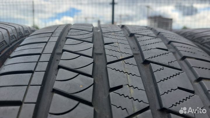 Continental ContiCrossContact AT 275/45 R21